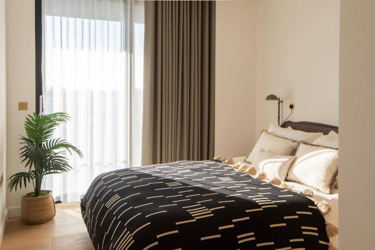 Modern Apartments At Enclave Located In Central Londres Extérieur photo