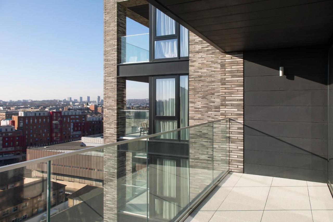 Modern Apartments At Enclave Located In Central Londres Extérieur photo